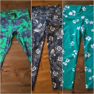 Lot of workout leggings